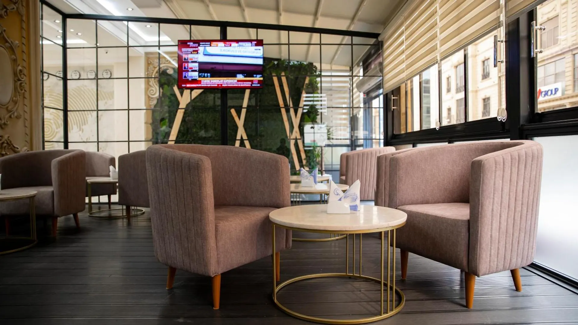 Essam Deluxe Hotel Баку 4*,